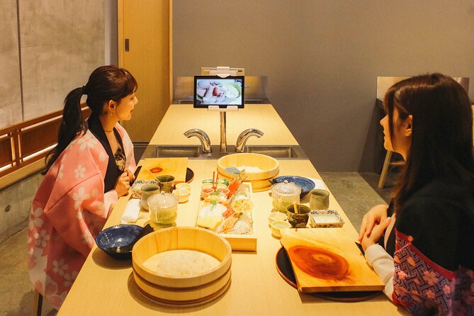 Popular Sushi Making Class near Tokyo Tower - Families, food restrictions, and practical details