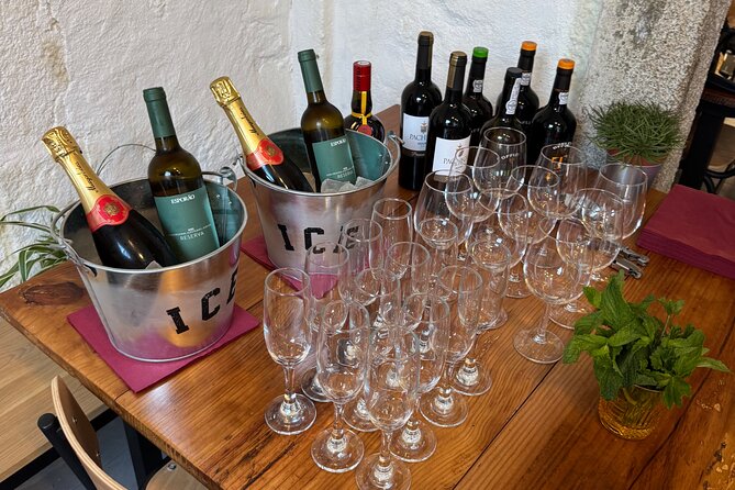 Porto Hands On Cooking Class-3 course-wine included-trained chef - Learning from Tania, Tomás, and the family team