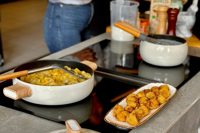 Porto Local Market Visit & Cooking Class / Showcooking - Crossing the Luis I Bridge by metro