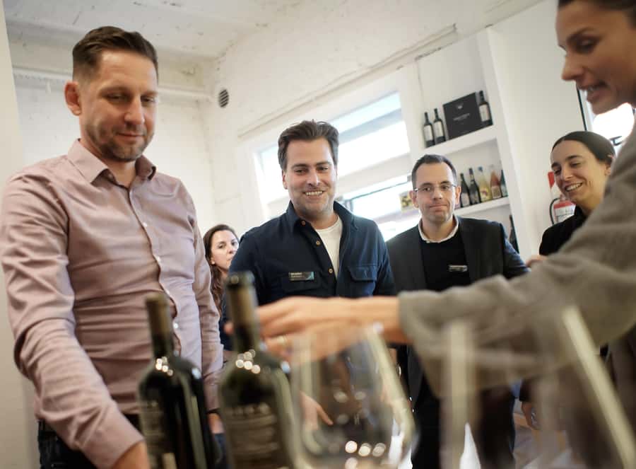 Premium Empanadas Cooking Class & Wine Tasting Experience - Who Should Book This Class