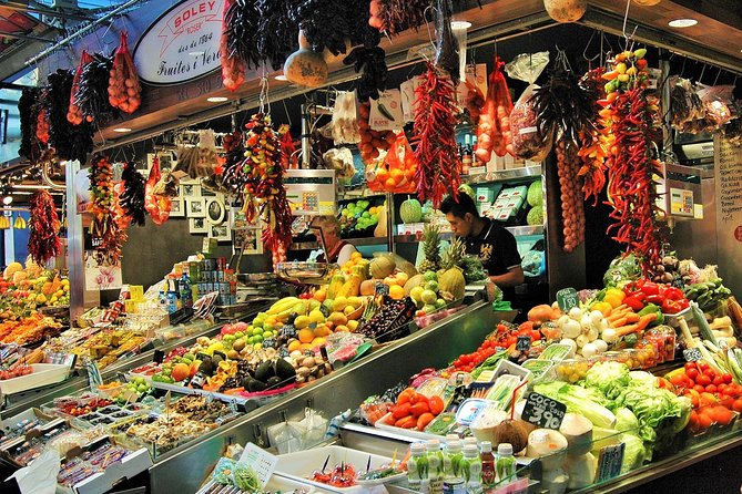 Premium Paella Cooking Class & 10 Spanish Tapas - The people make or break the afternoon