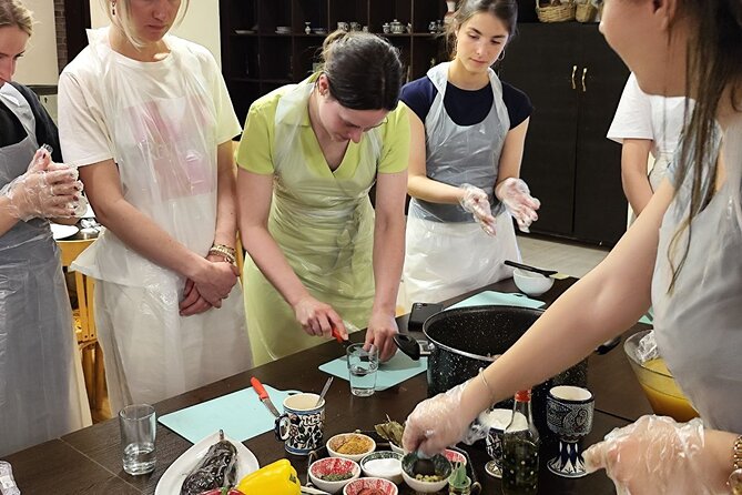 Private 2 Hour Cooking Class with the Locals in Amman - Who will enjoy this experience most