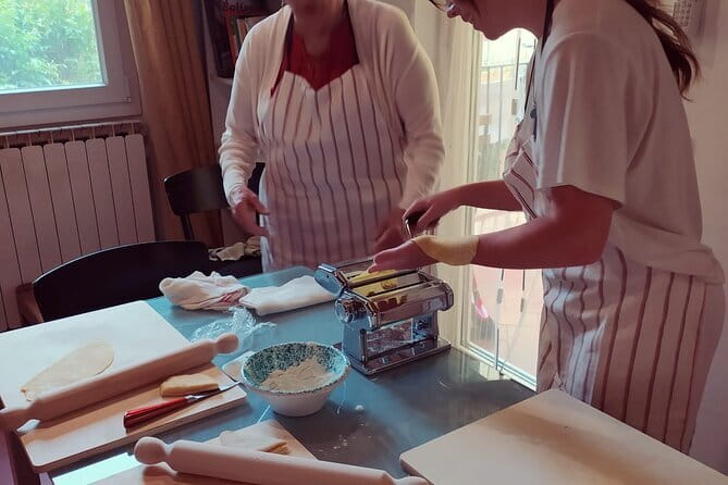 Private and authentic cooking class experience with family - Making pasta by hand with Camilla and Samuel