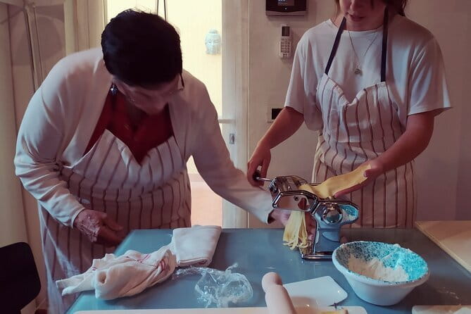 Private and authentic cooking class experience with family - Price, group size, and what you receive
