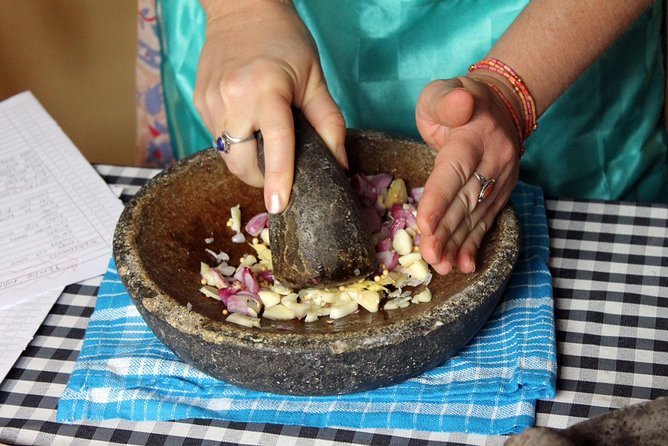 PRIVATE Authentic Balinese Cooking Class in Ubud at Putu's Home - Cooking five dishes with fresh Balinese ingredients