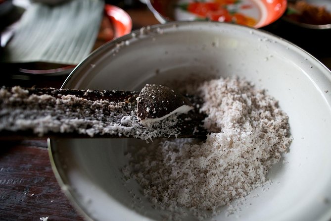 PRIVATE Balinese Cooking Class in Ubud with Dewa with Transfers - Cooking with a wood-fired stove
