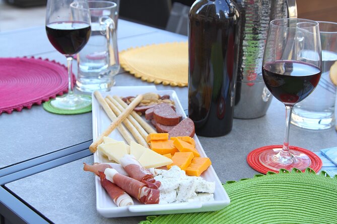 Private Chicago-style deep dish pizza or pasta making class - Who should book this experience