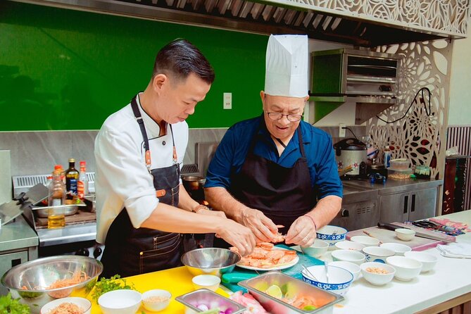 Private cooking class tour with Master Chef - Cooking the Hoi An menu