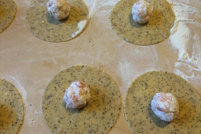 Private Customizable Cooking Class in Florence - Starting with starters, bread, and seasonal ingredients