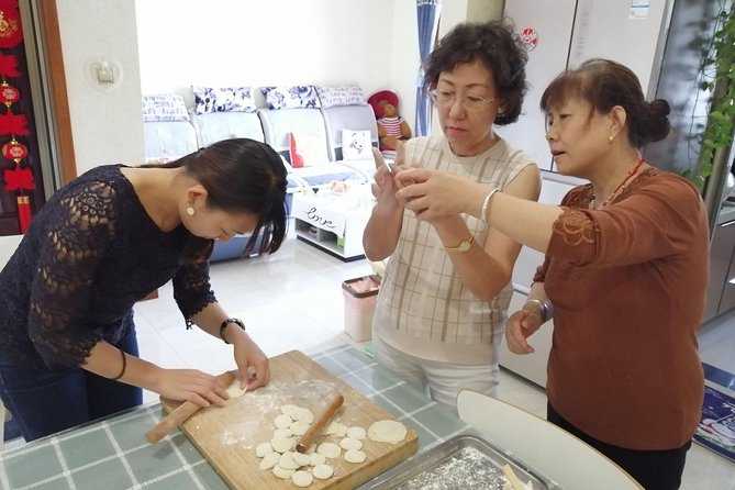Private Home Cooking Class:Dumpling Cooking Class Tour in Xi'an - Meeting Tilla, Dodo, Lily, or another English-speaking guide