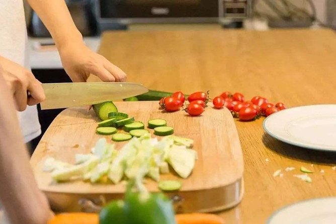 Private Home Cooking Class with Shanghai Mama - Why this four-hour experience feels different
