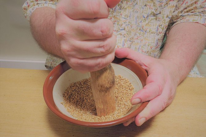 Private Japanese Cooking Class in Hiroshima with Machiko's Family - Getting there and planning your morning