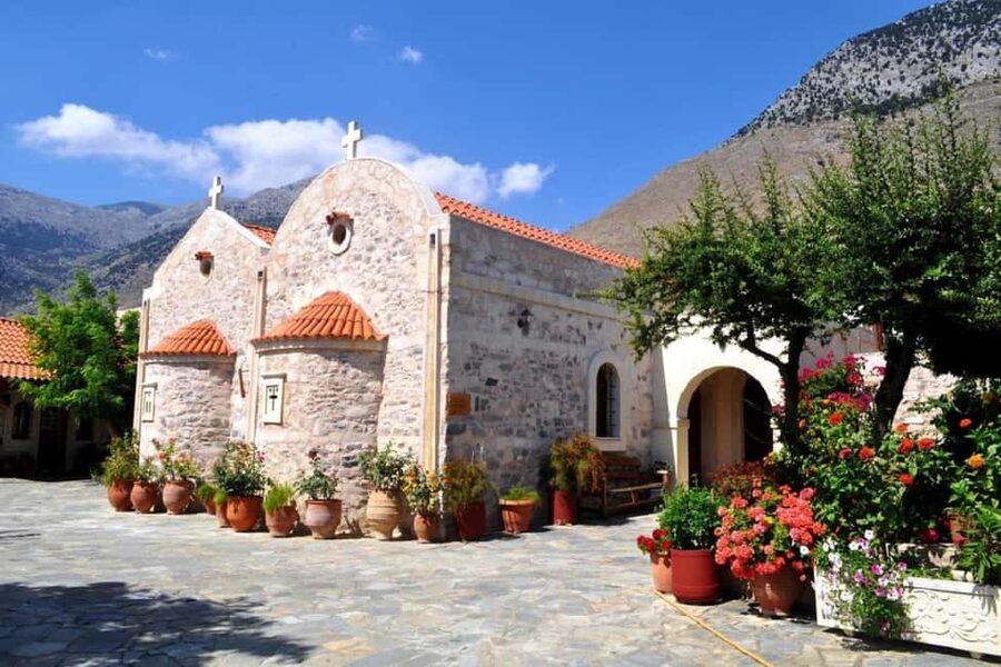 Private Jeep Tour to Psiloritis Mountain & Cooking Lesson - Ideon Andron, the cave tied to Zeus