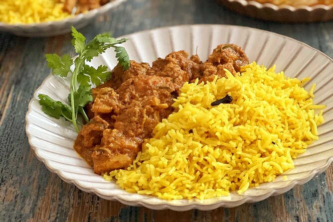 Private Local Cuisine Cooking Class In Singapore - Should you book the Commune Kitchen class?