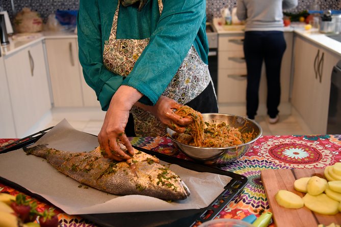 Private Moroccan Cooking Class in Casablanca with a Local Expert - Getting to Hay El Hana