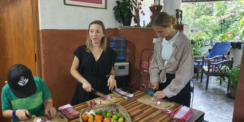 Private Traditional Sri Lankan Cooking Class in Kandy - Booking details that matter
