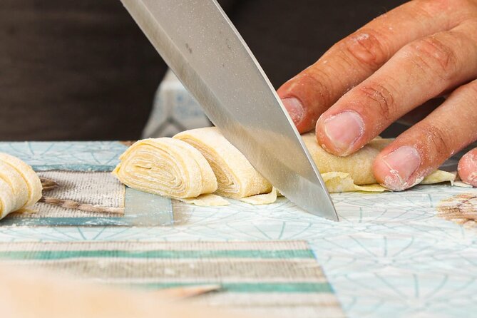 Proposal and Genuine Cooking Class - Who will enjoy this experience most