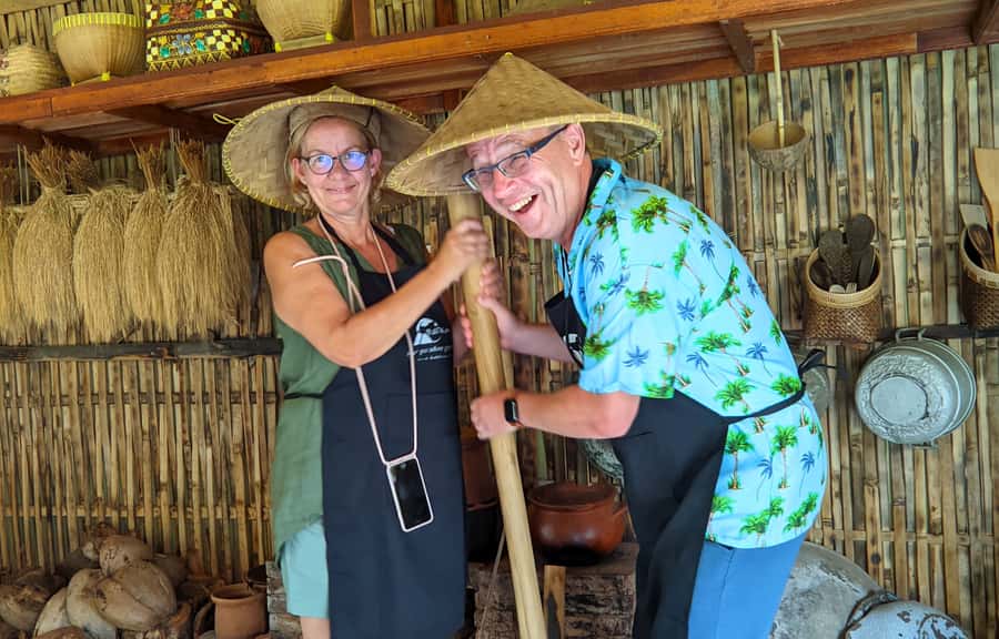 Pure Bali Village Experience Cooking & Jamu Class, Transfer - Rice planting and the Balikaru farm