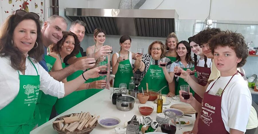 Ragusa: Traditional Sicilian Cooking Class - Cooking in the Ragusa countryside