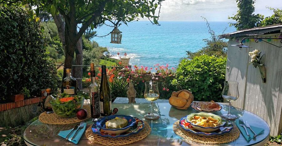 Recco: Cooking Class with Market Visit and Sea Views - Cooking in a traditional Genoese home