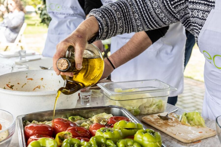 Rethymno: Authentic Cooking Class with a Local - Why the personal contact matters