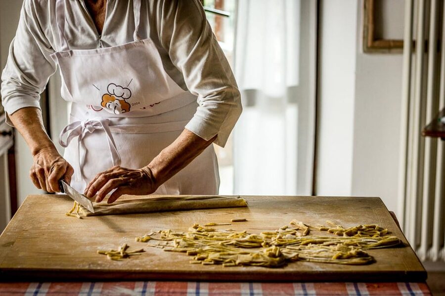 Riomaggiore: Cooking Class at a Local's Home - Key points to know before booking