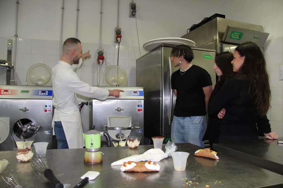 Rome: Cannoli, Gelato, Tiramisu Baking & Cooking Class - Is $92 good value?