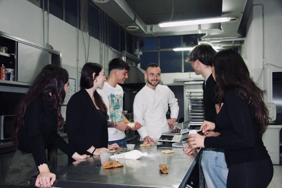 Rome: Cannoli, Gelato, Tiramisu Baking & Cooking Class - Shaping Sicilian cannoli in Rome
