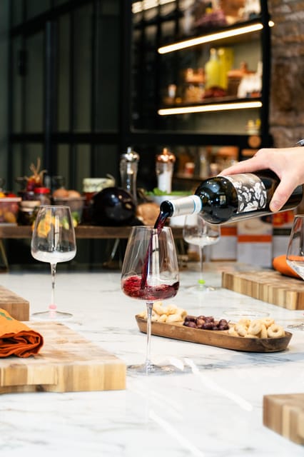 Rome: Cooking Class - Pizza & Gelato with Free Flowing Wine - Key points to know before booking