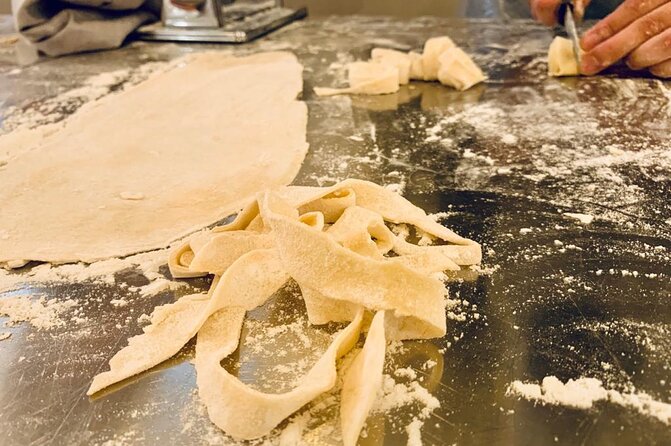 Rome Cooking: Pasta & Tiramisu Making, Free-Flowing Fine Wine - What the hosts do well