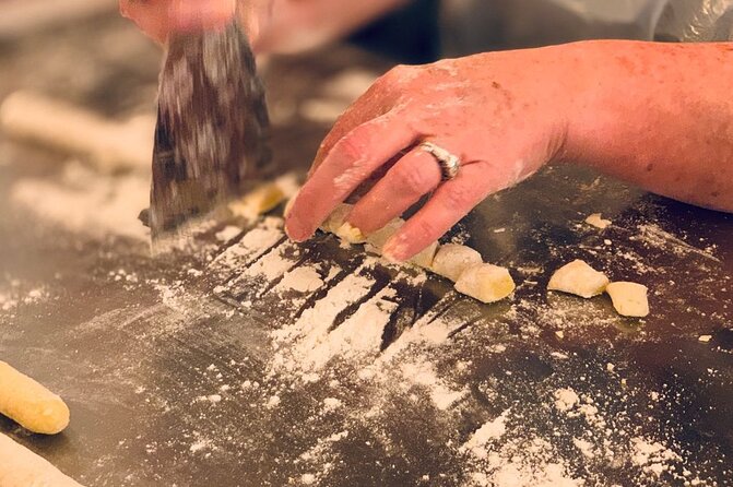 Rome Cooking: Pasta & Tiramisu Making, Free-Flowing Fine Wine - Morning or afternoon: choosing your time