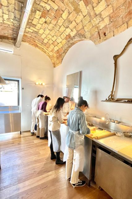 Rome: Five Shapes of Pasta Cooking Class in Ancient Tavern - Key points at a glance
