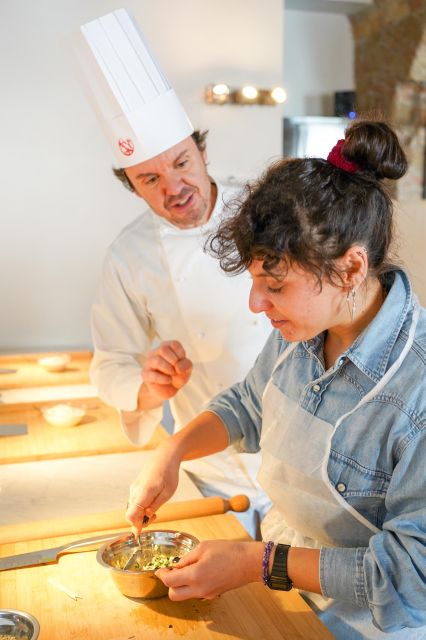 Rome: Five Shapes of Pasta Cooking Class in Ancient Tavern - Should you book the five-shape pasta class?