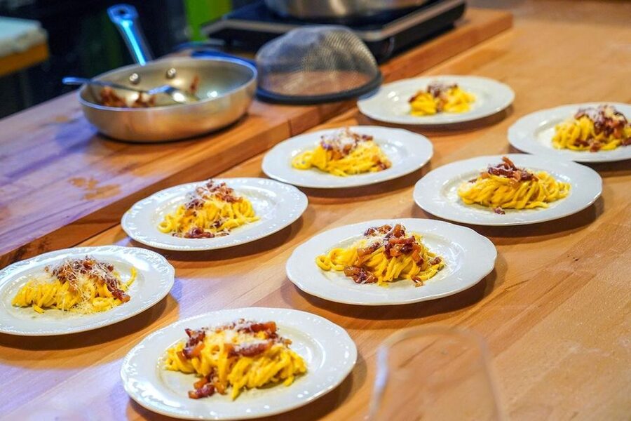 Rome: Fresh Pasta-Making Class with Italian Chef and Wine - The people make the difference