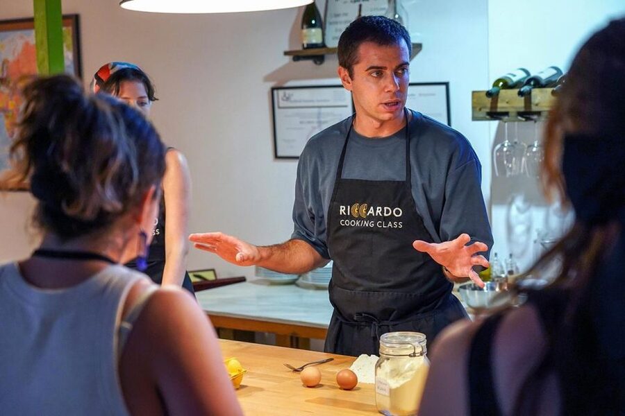 Rome: Fresh Pasta-Making Class with Italian Chef and Wine - Is $97 a fair price?