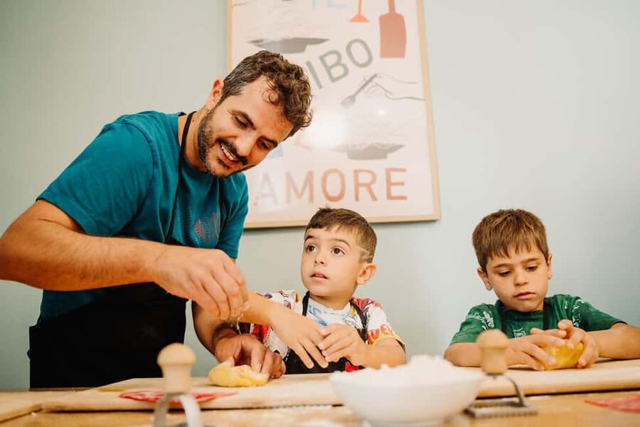 Rome: Fresh Pasta-Making Class with Wine and Gelato - Is the class suitable for children?