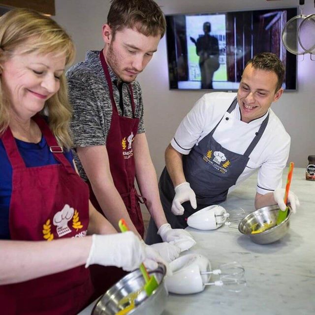 Rome: Gourmet Pizza Cooking Class (SHARED) - Is this Roman pizza class worth booking?