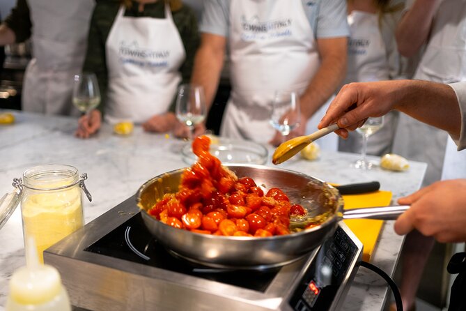 Rome: Hands-On Pasta & Gelato Cooking Class in the City’s Heart - The teaching style: stories, jokes, and useful kitchen advice