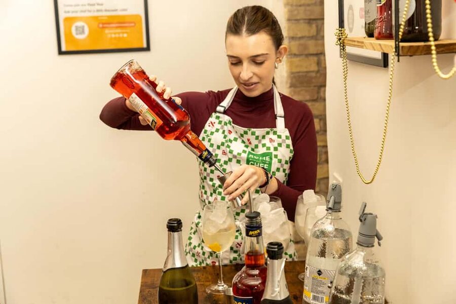 Rome: Hands-On Pizza Cooking Class with Spritz Mixology - Should you book the Rome pizza and spritz class?