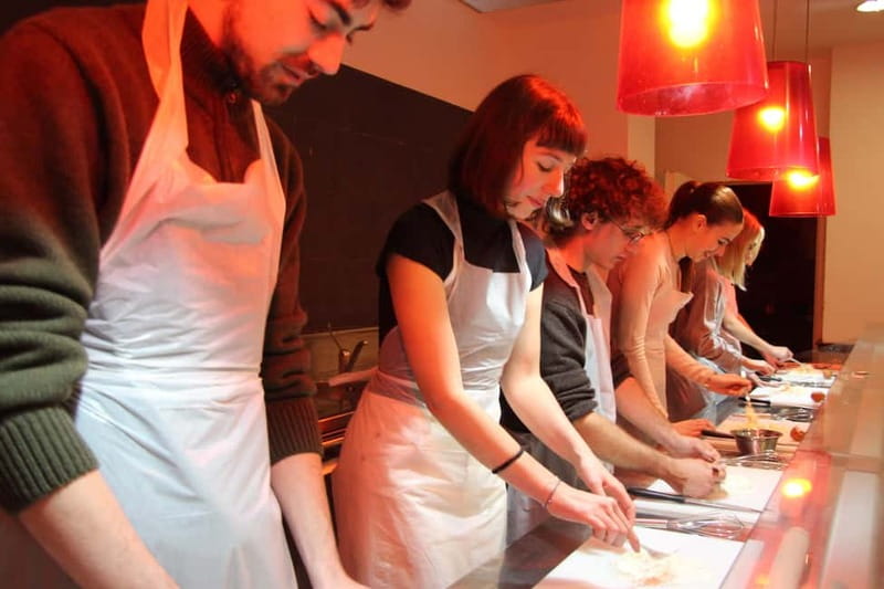 Rome: Lasagna, Fettuccine Pasta & Tiramisu Cooking Class - Three Roman classics, made with your own hands