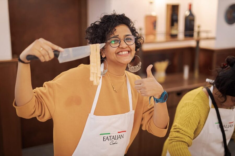 Rome: Pasta and Tiramisu Cooking Class in Piazza Navona - From cooking table to Piazza Navona dining