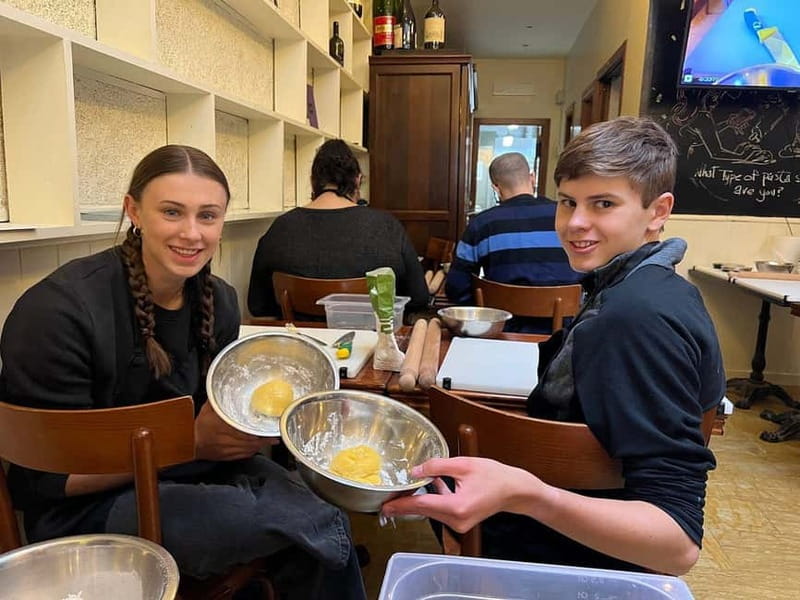 Rome: Pasta Cooking Class with Wine, Coffee, and Limoncello - A meal with wine, coffee, and limoncello