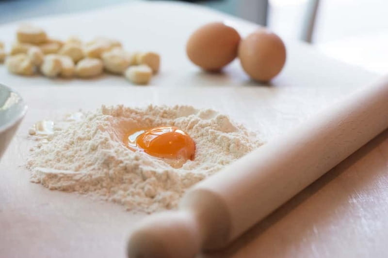 Rome: Pasta, Ravioli, and Tiramisu Cooking Class with Wine - A pasta class above Rome’s Trionfale Market