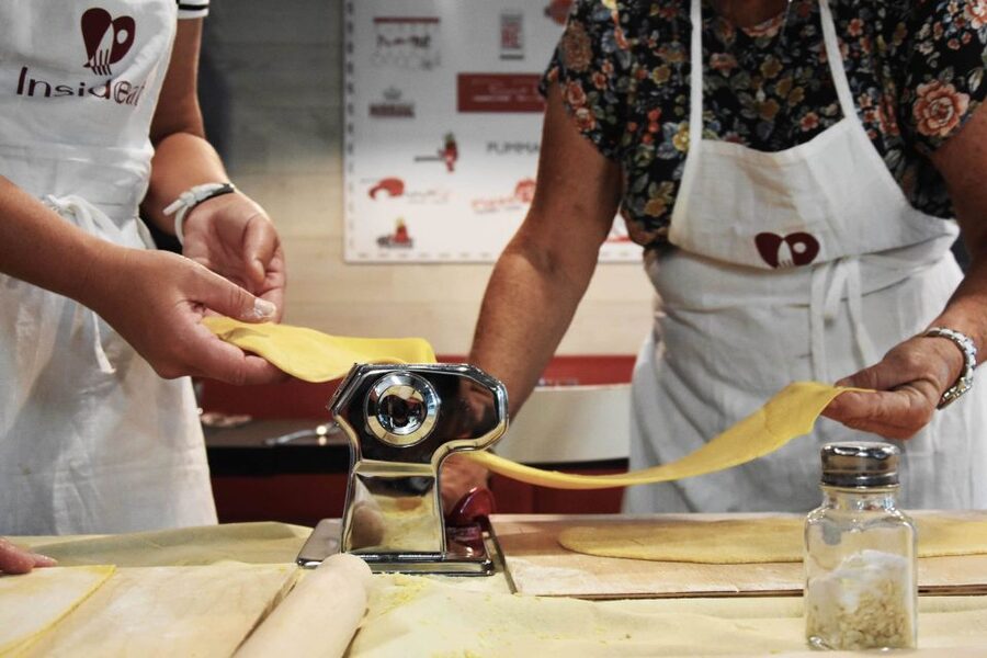 Rome: Pasta, Ravioli, and Tiramisu Cooking Class with Wine - Who will enjoy this class most?