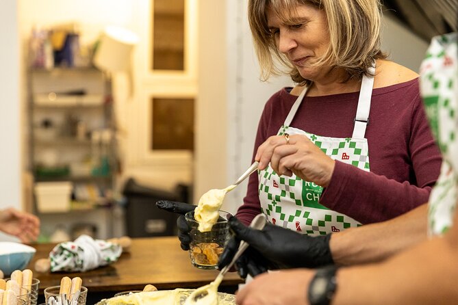 Rome: Pizza and Tiramisu Cooking Class Near the Colosseum - Pizza making: hands-on, with one timing caveat