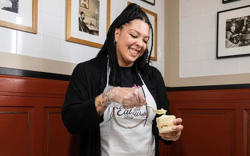 Rome: Pizza and Tiramisù Cooking Class with Glass of Wine - Location, timing, and practical planning