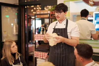 Rome: Pizza Cooking Class in Piazza Navona with Drinks
