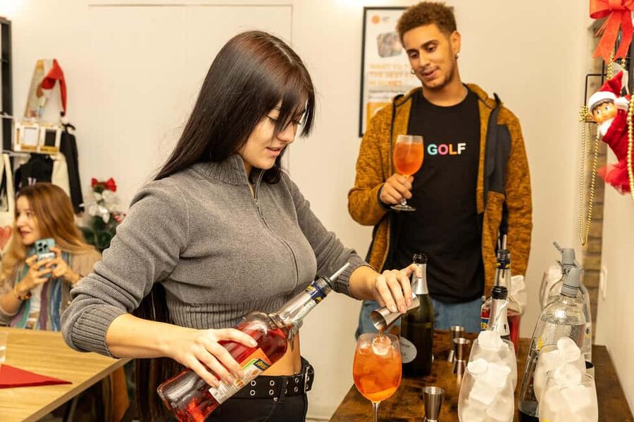 Rome: Pizza Making Cooking Class With Spritz Cocktails - Timing, Age Rules, and Practical Details