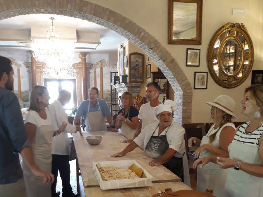 Rome: Private Wine Tour and Pasta Making Class in a Winery - How the five-hour schedule works