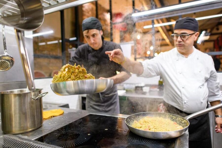 Rome: Roman Master Chef Cooking Class with Wine - Wine, limoncello, and a relaxed table
